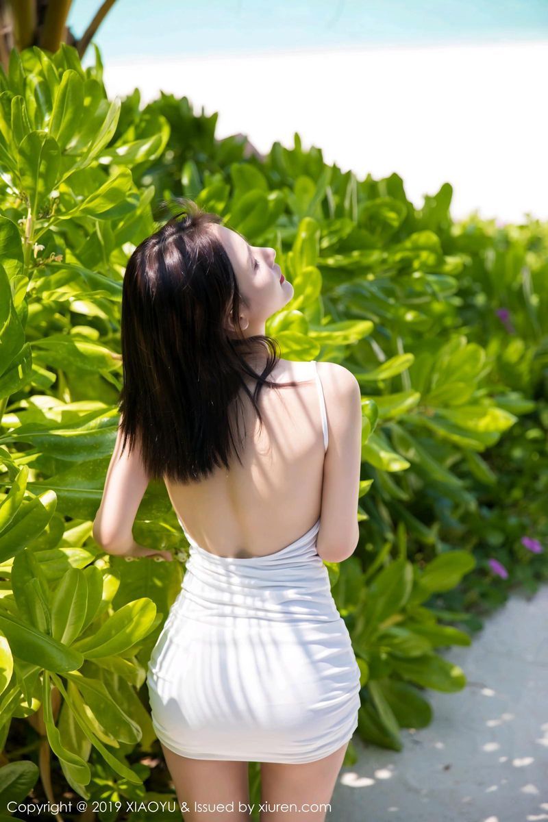 语画界性感女神琳琳ailin丰满美胸诱人长裙翘臀马尔代夫旅拍