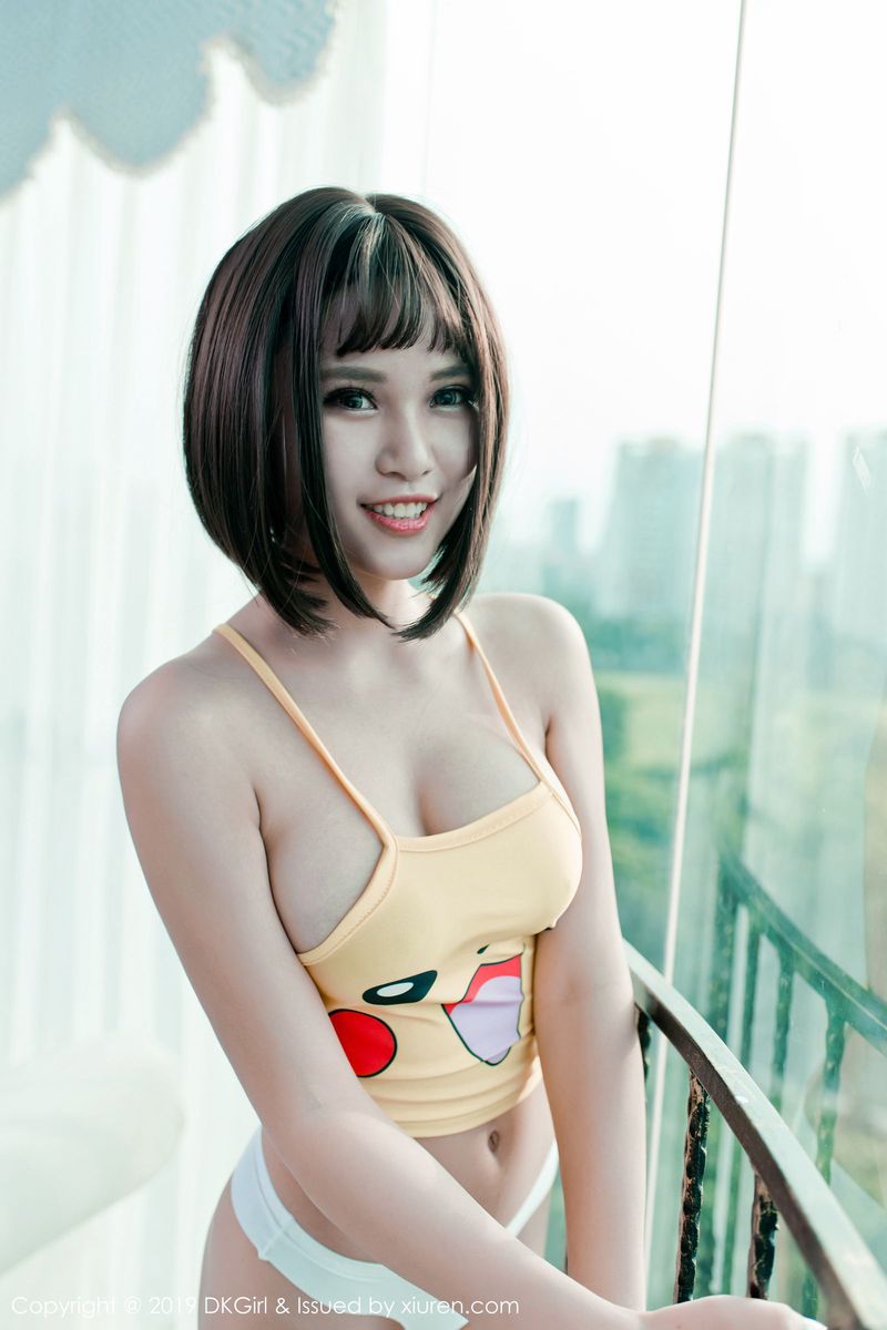 御女郎美女模特萌宝儿BoA童颜巨乳美腿翘臀真空性感写真