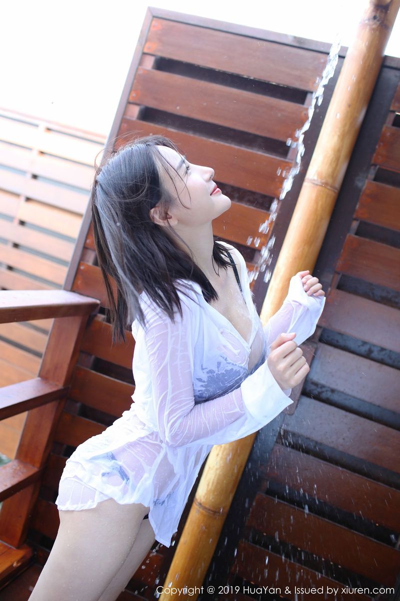 花の颜性感女神琳琳ailin白衬衣&蕾丝边连体比基尼马代旅拍