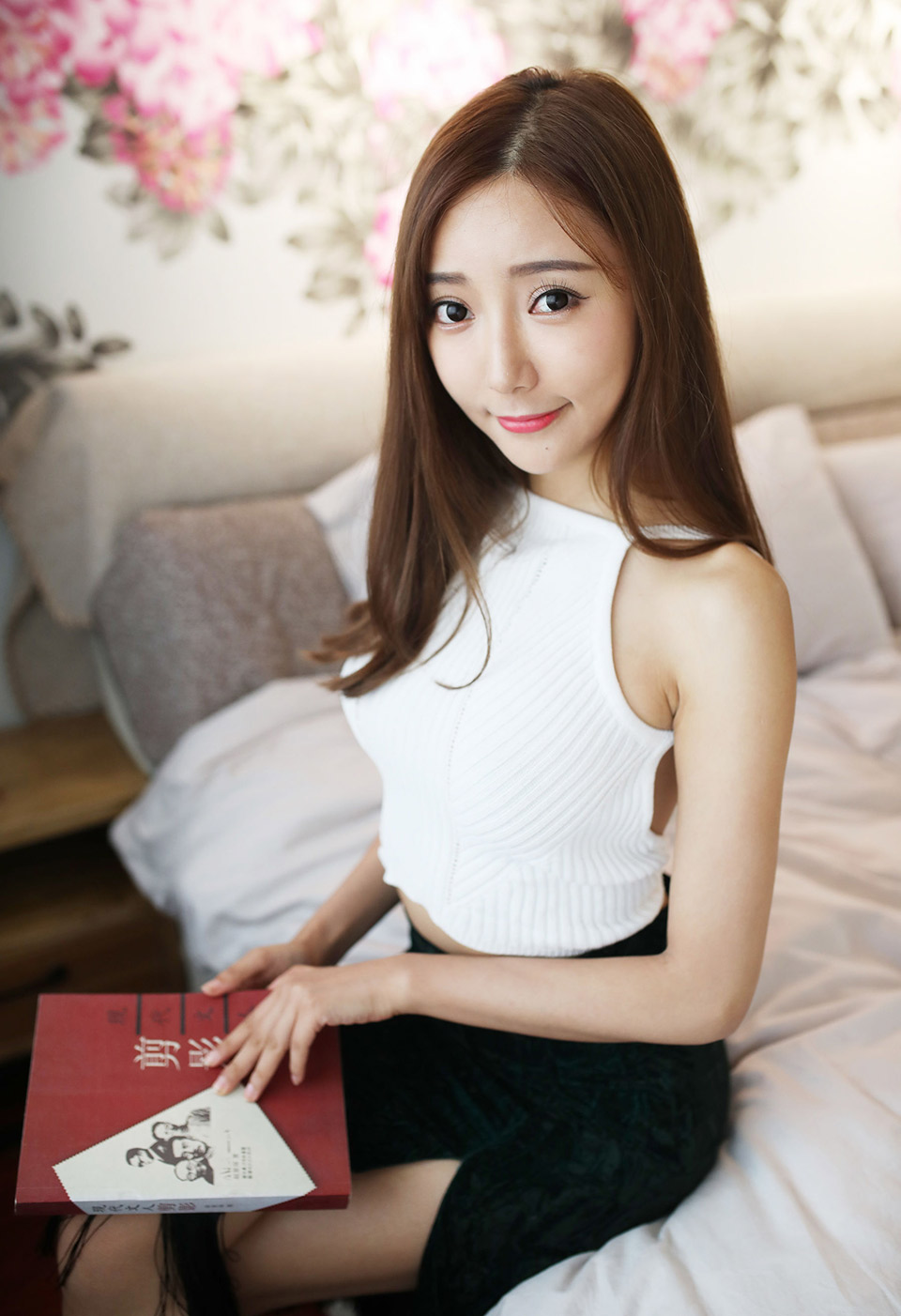 清新模特王馨瑶草帽少女OL美人