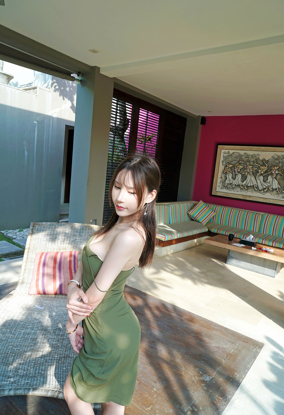 美女主播周于希海边清新系列