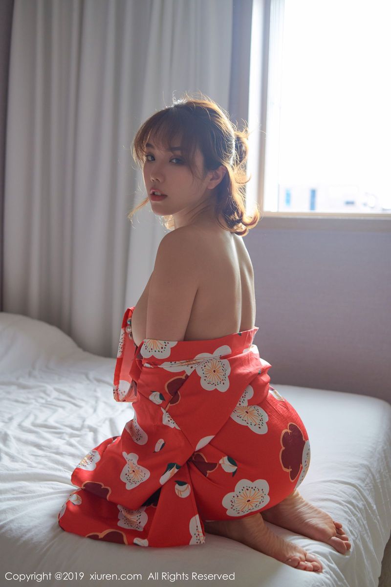 秀人网性感女神黄乐然红色和服爆乳肥臀大尺度韩国旅拍