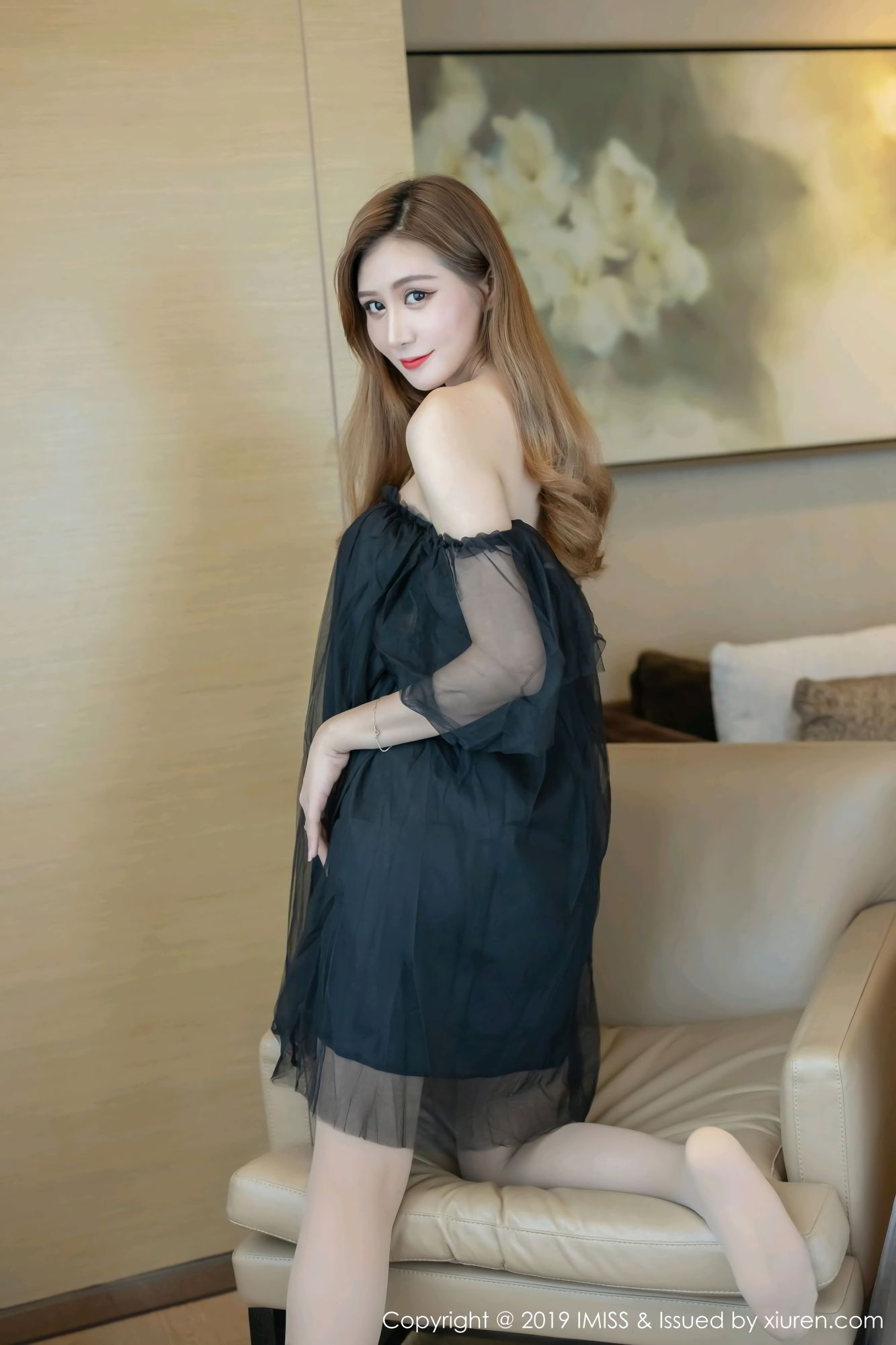 爱蜜社新人模特ceci丝袜美腿完美身材内衣诱惑首套写真