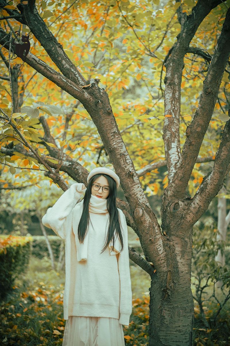 PartyCat轰趴猫美女模特曲曲千娇百媚内衣诱惑室内性感写真