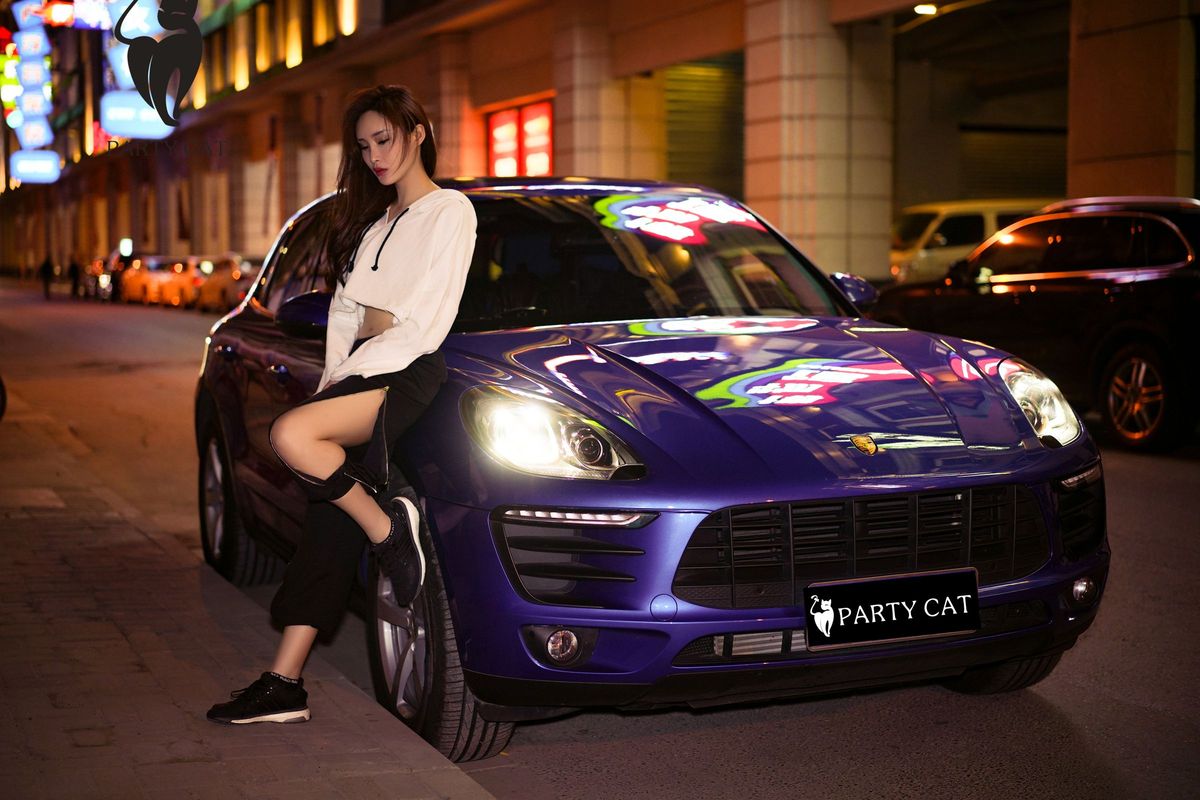 PartyCat轰趴猫性感女神周妍希黑丝美腿环肥燕瘦主题写真