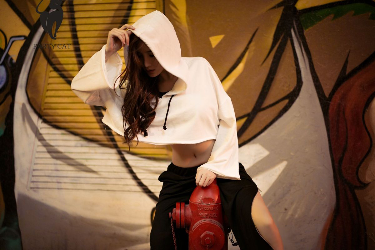 PartyCat轰趴猫性感女神周妍希黑丝美腿环肥燕瘦主题写真