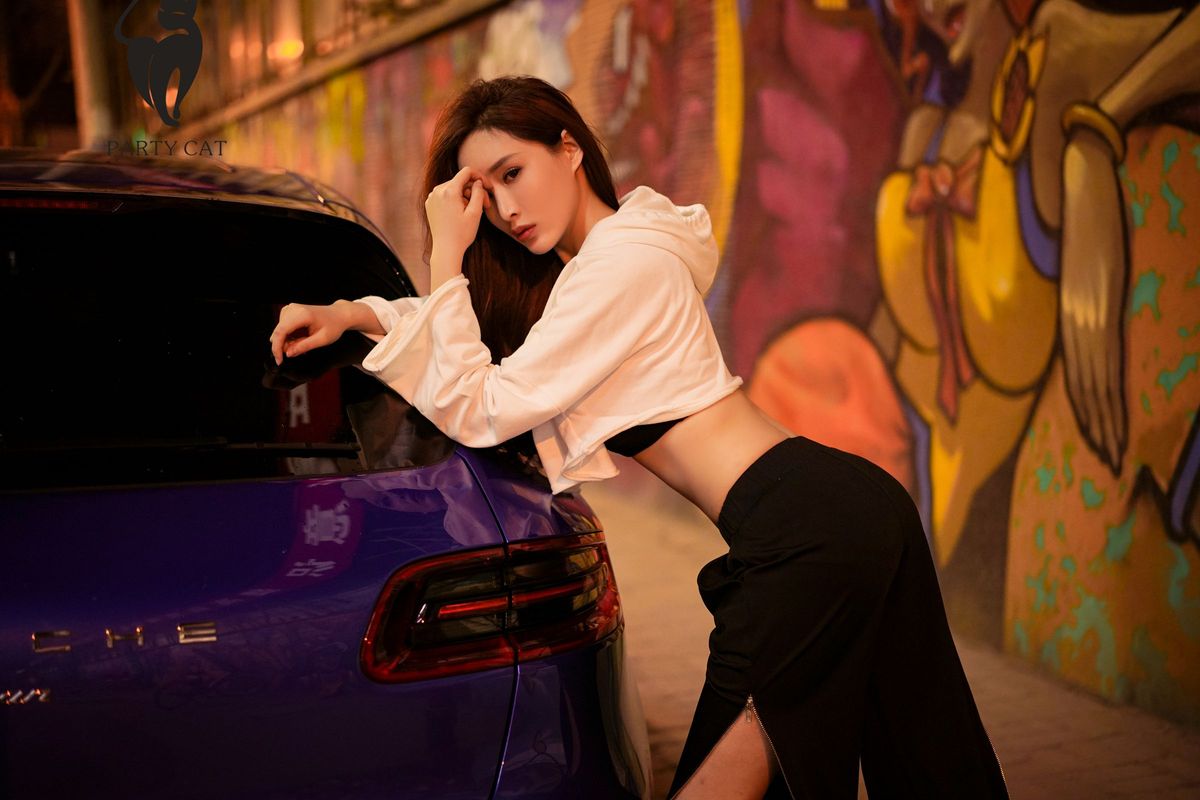 PartyCat轰趴猫性感女神周妍希黑丝美腿环肥燕瘦主题写真
