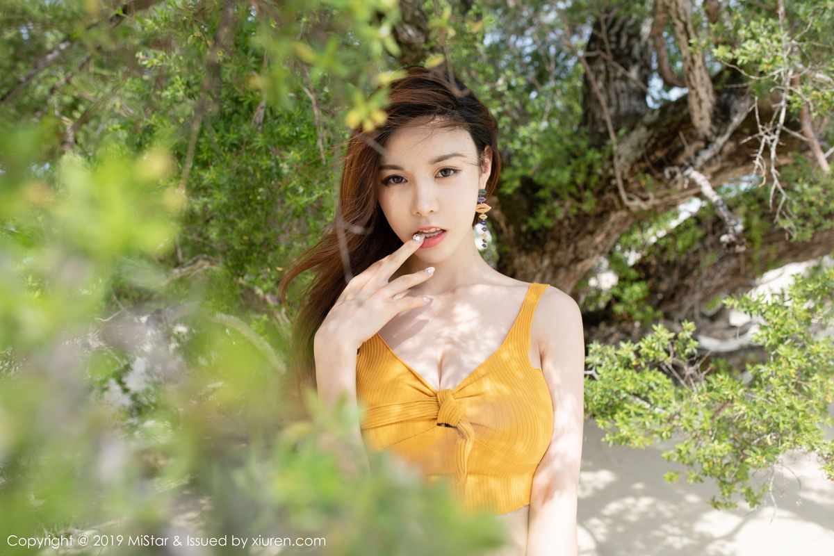 魅妍社性感女神沈佳熹银滩薄纱半遮半掩撩人仙本那旅拍