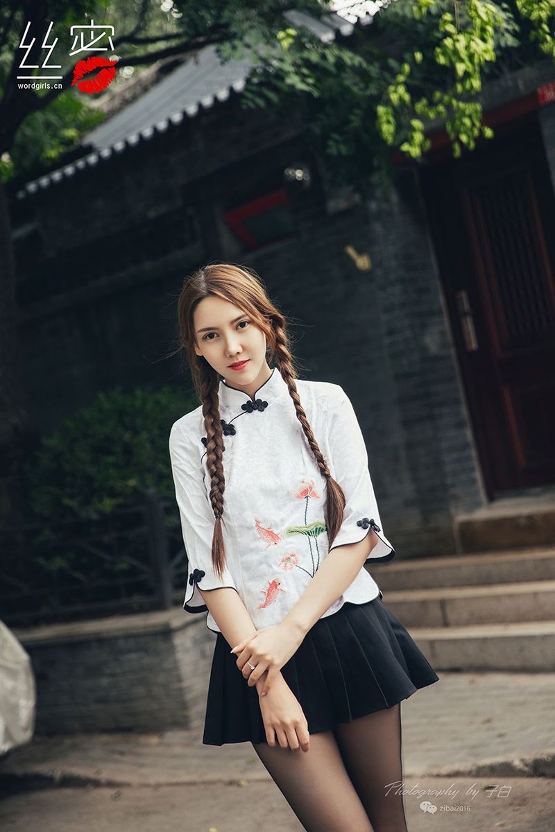 头条女神美女模特冯雪娇SIR黑丝美腿超短裙民国风性感美图