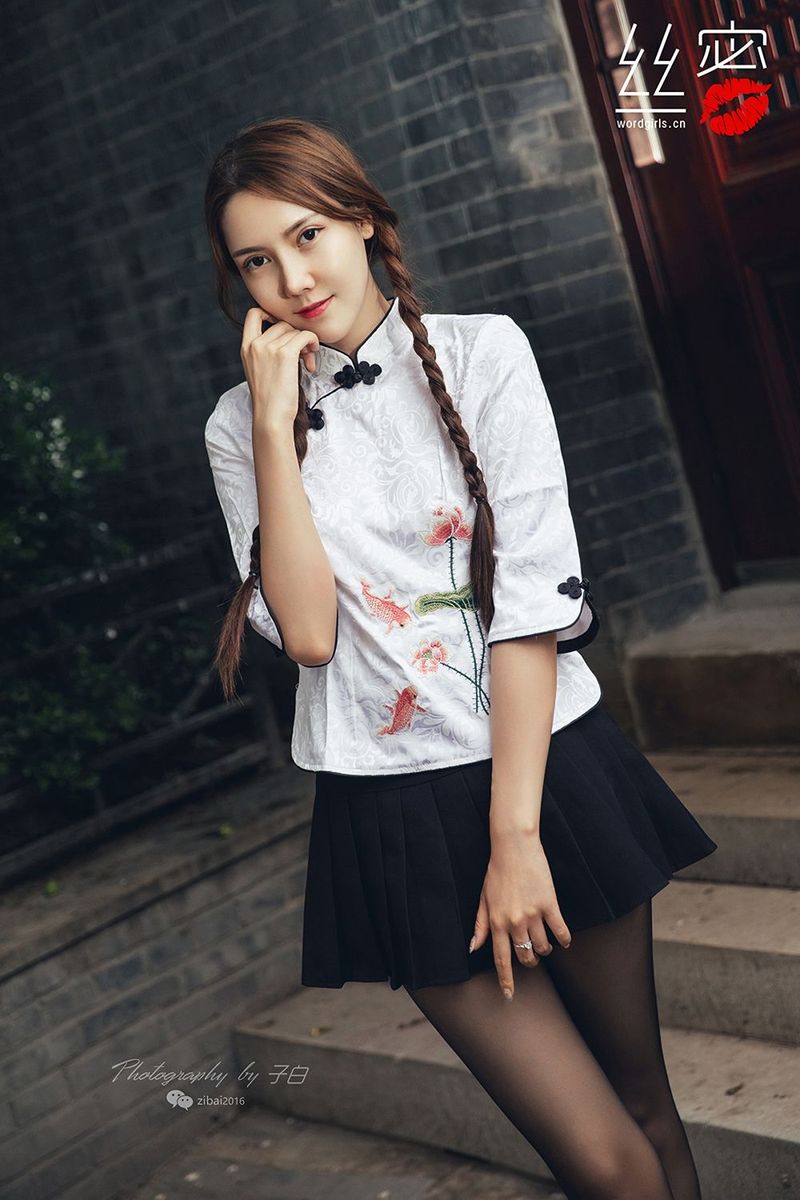 头条女神美女模特冯雪娇SIR黑丝美腿超短裙民国风性感美图