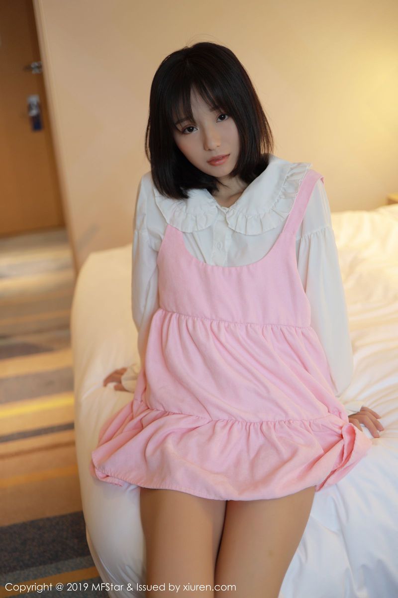 模范学院美女模特仓井优香白衬衫系列&粉丝内衣诱惑写真