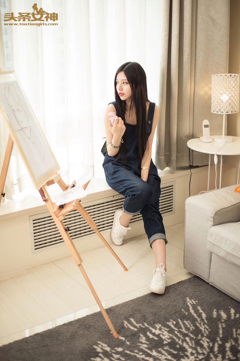 头条女神艺术系美少女flowers梵梵清纯本质略带小性感套图