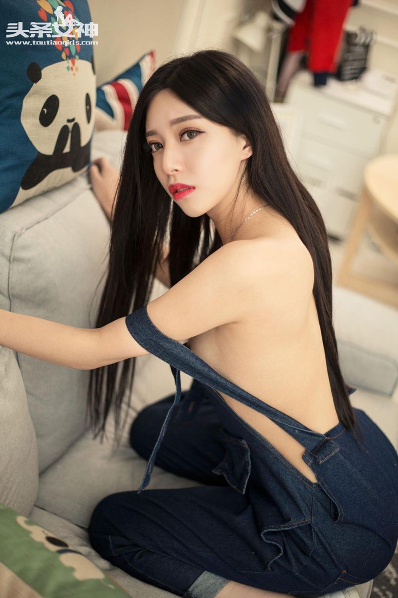 头条女神艺术系美少女flowers梵梵清纯本质略带小性感套图