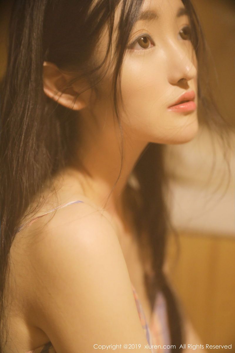 秀人网美女模特沈梦瑶朦胧唯美网红毛衣内衣诱惑私房写真