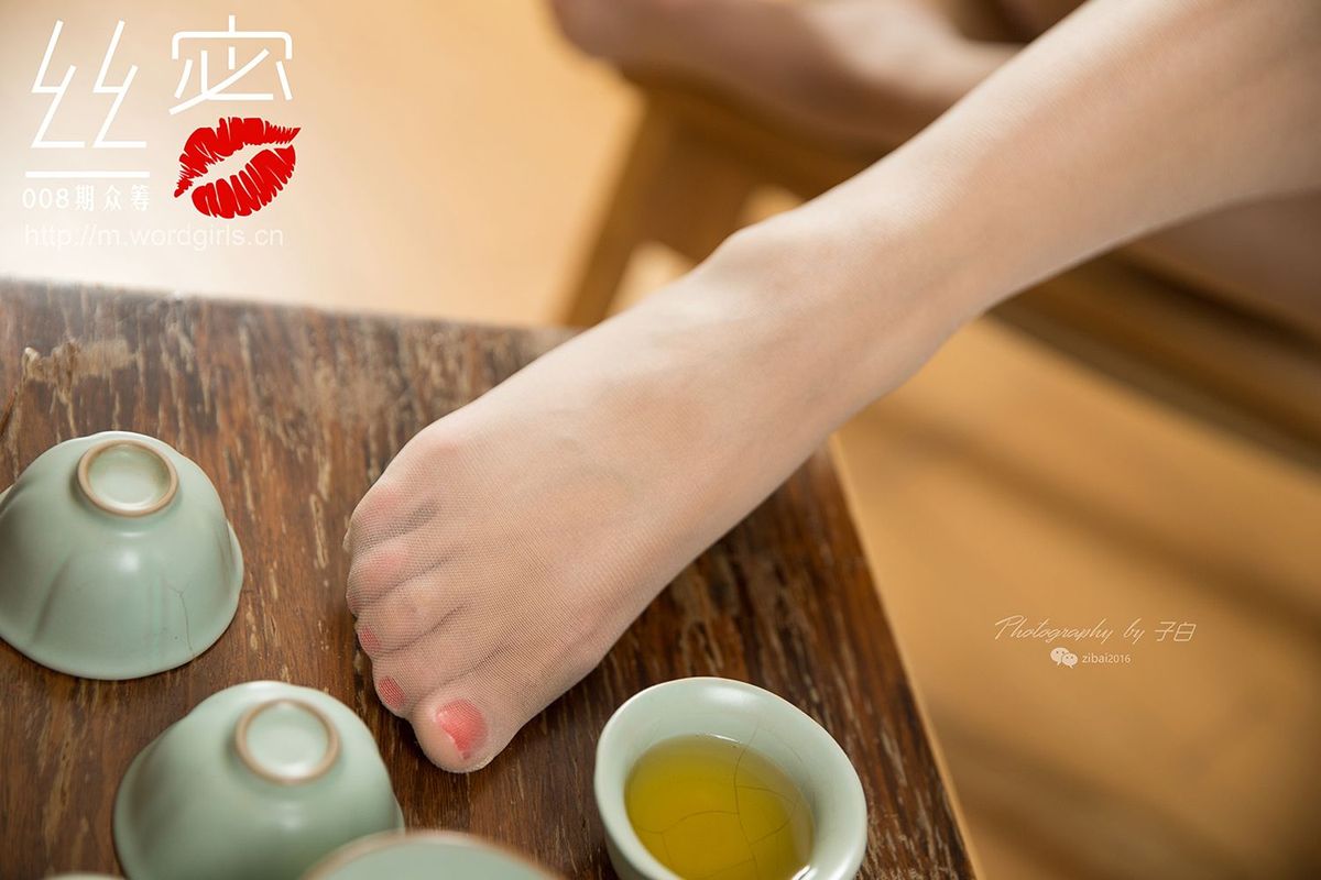 头条女神旗袍美女Jennanni_Jen修长美腿蜜丝丝足系列套图