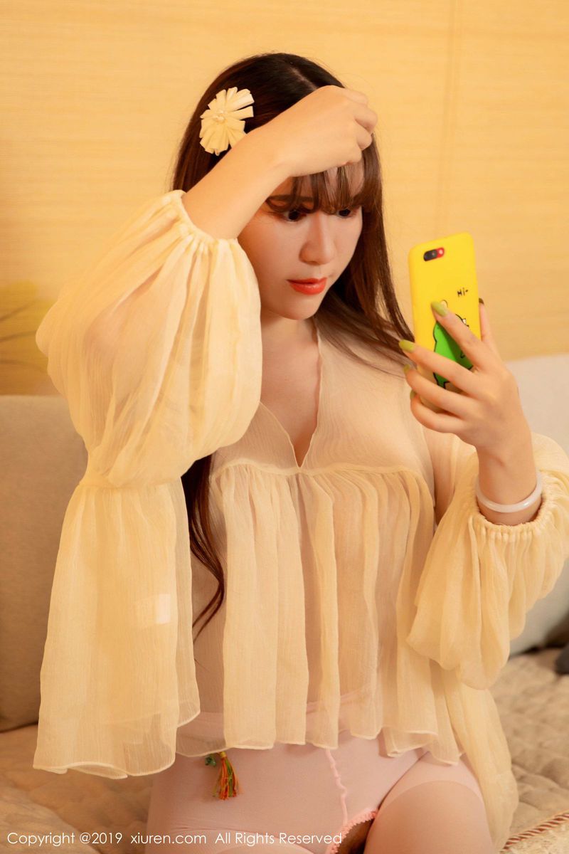 秀人网性感御姐王紫琳华丽和服热辣身材大尺度诱惑写真