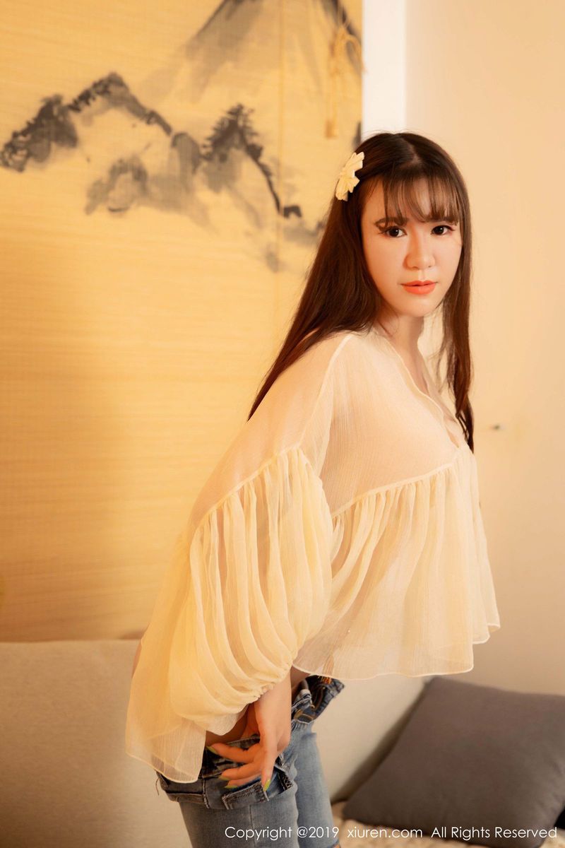 秀人网性感御姐王紫琳华丽和服热辣身材大尺度诱惑写真