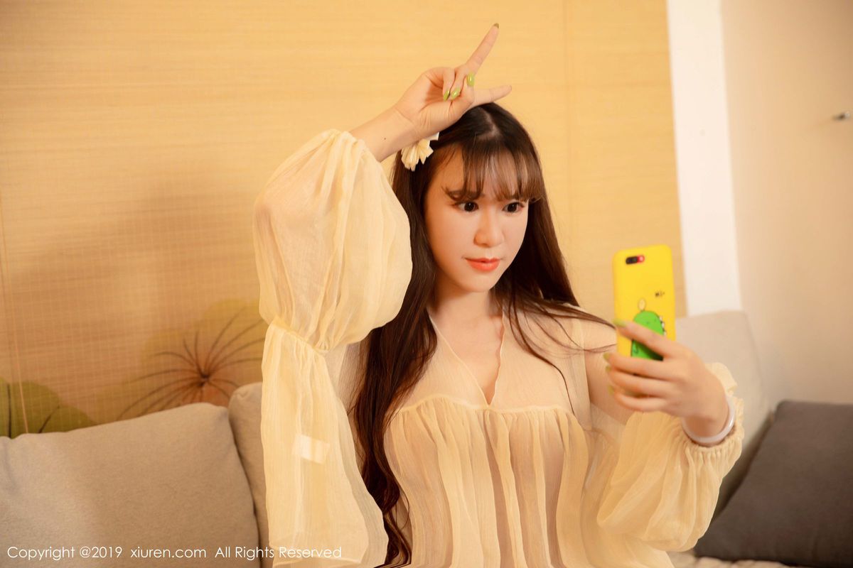 秀人网性感御姐王紫琳华丽和服热辣身材大尺度诱惑写真