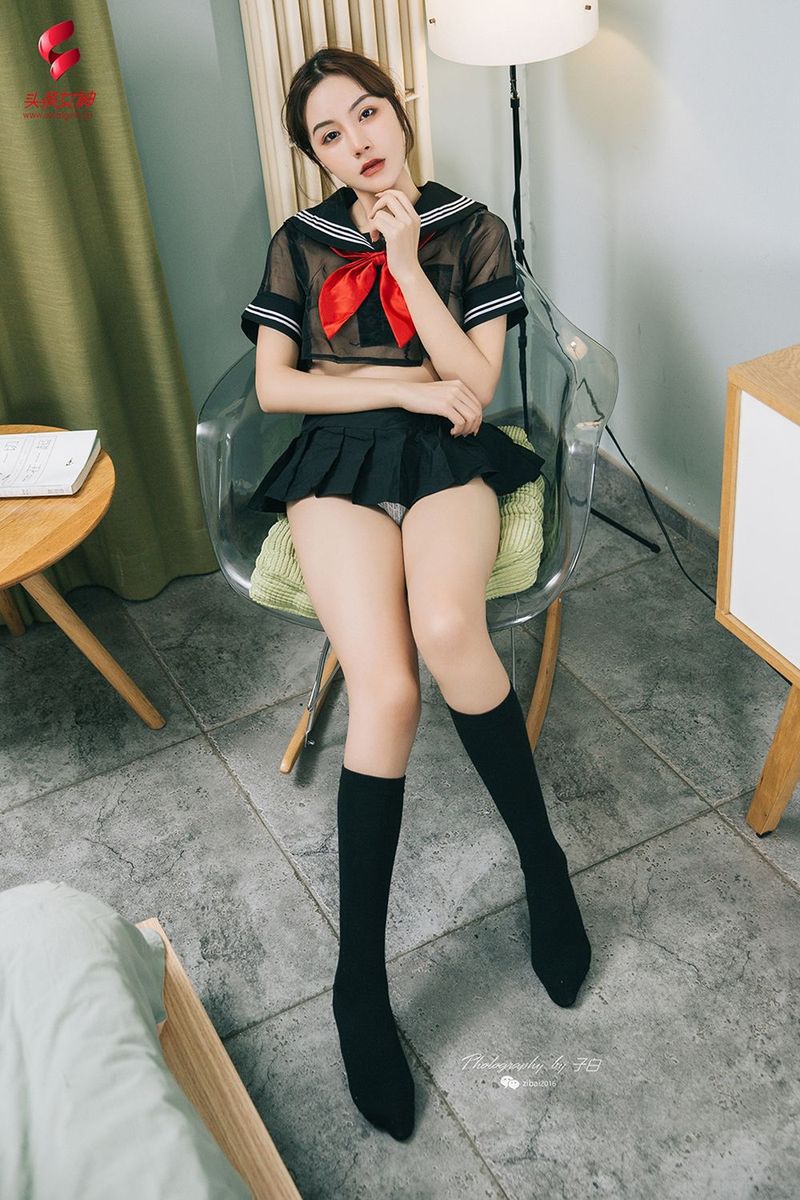 头条女神美女模特茯苓暑假透视校服修长美腿制服诱惑美图