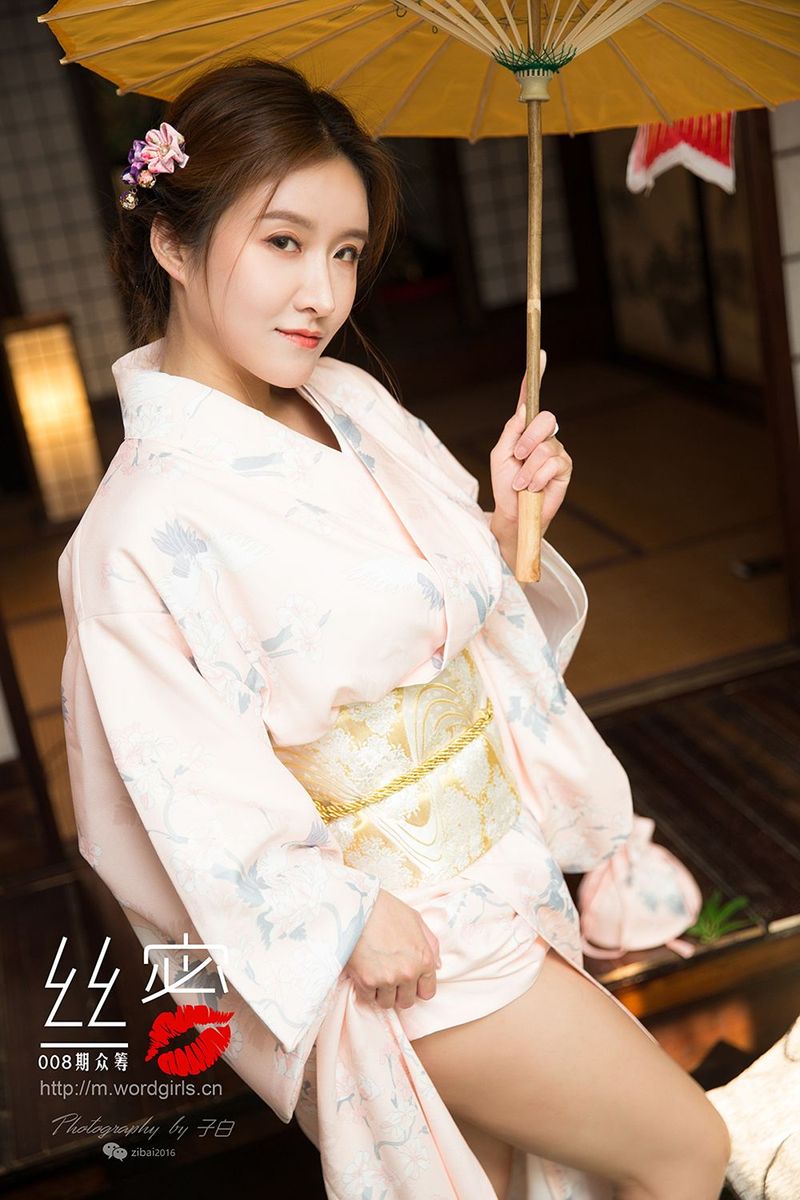 头条女神美女姐妹花Jennanni_Jen&莫小希和服蜜丝系列美图