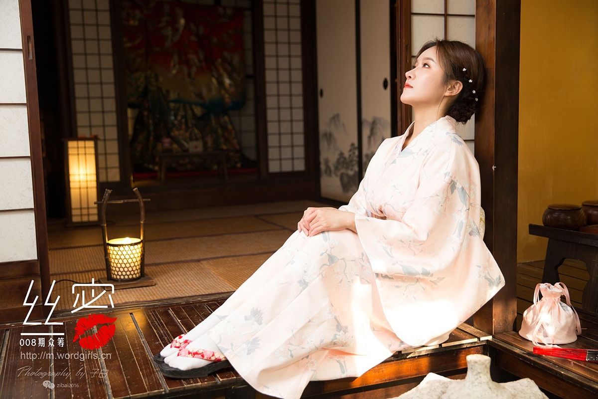 头条女神美女姐妹花Jennanni_Jen&莫小希和服蜜丝系列美图