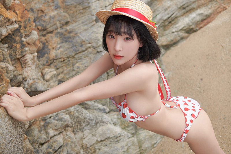 草莓小妹卿卿玉足酥胸等你一口吃掉