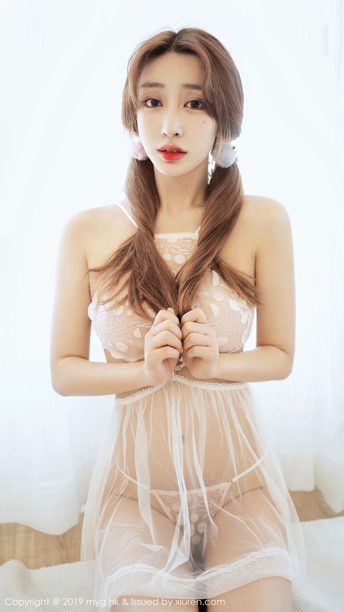 美媛馆性感美女Betty林子欣透视装情趣内衣大尺度诱惑写真