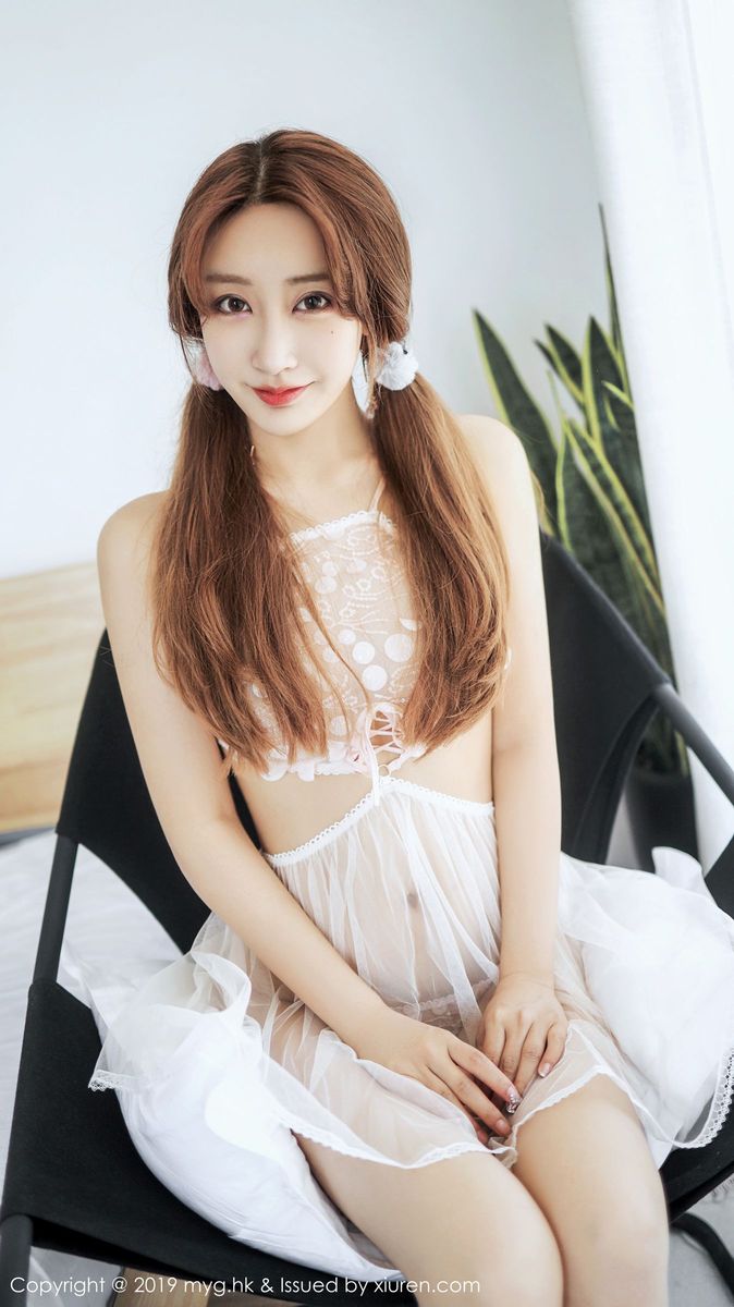 美媛馆性感美女Betty林子欣透视装情趣内衣大尺度诱惑写真