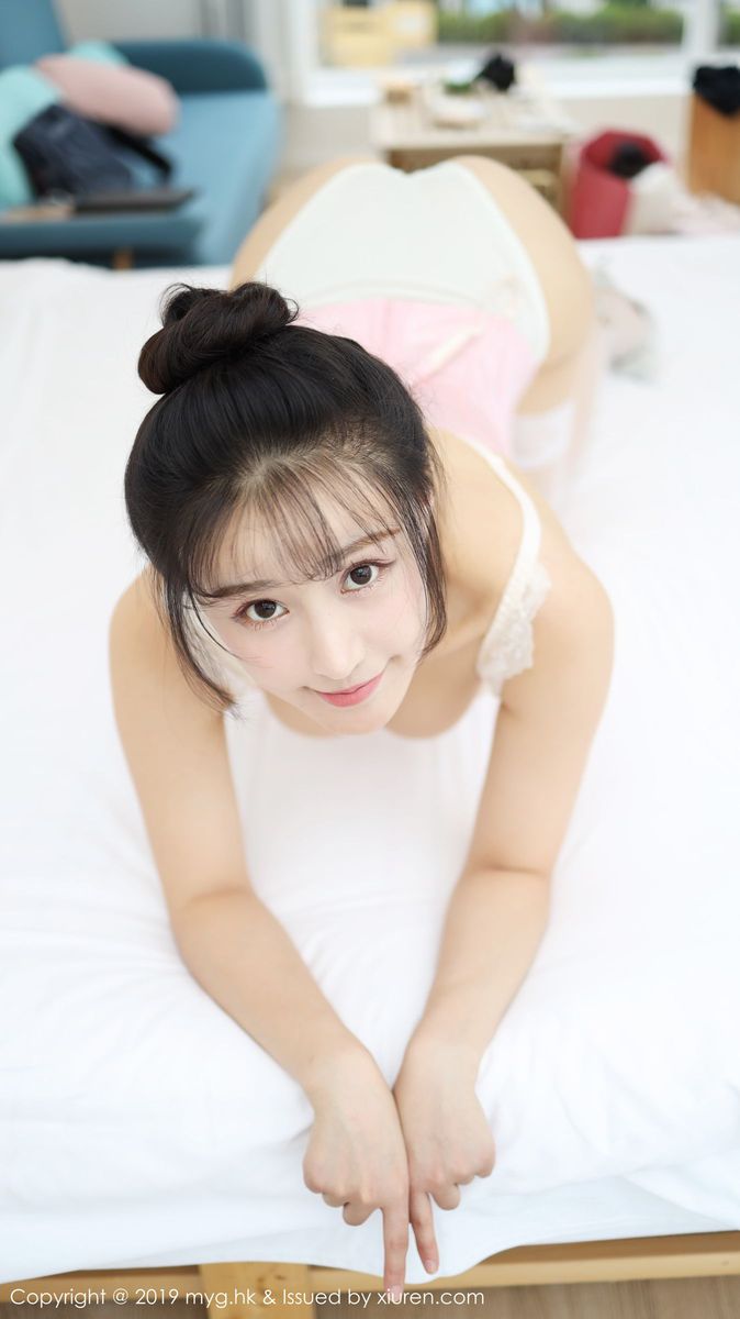 美媛馆性感美女Barbie可儿童颜巨乳波涛胸涌内衣诱惑写真