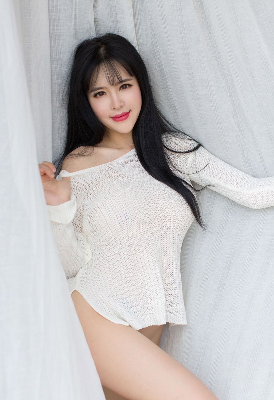 刘钰儿情趣黑丝若隐若现致命诱惑