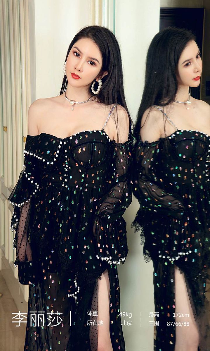 尤果网美女模特李丽莎黑色长裙白皙美胸迷人诱惑私房写真