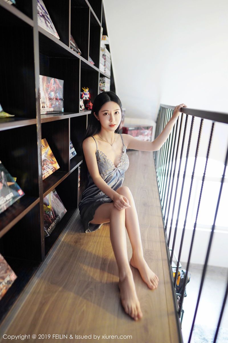 嗲囡囡性感女神luna张静燕女友视角内衣诱惑清新娇柔写真