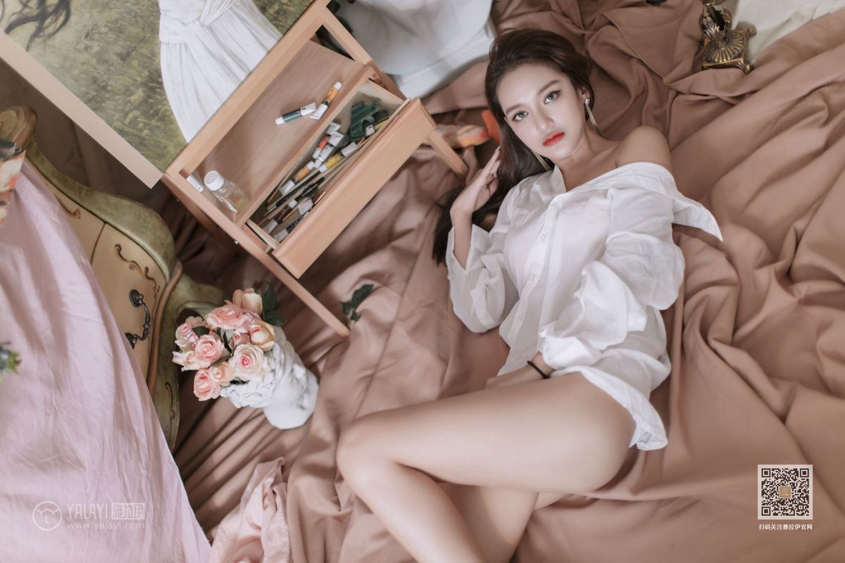 YALAYI雅拉伊性感美女刘子炀白衬衫修长美腿如雪如霜美图