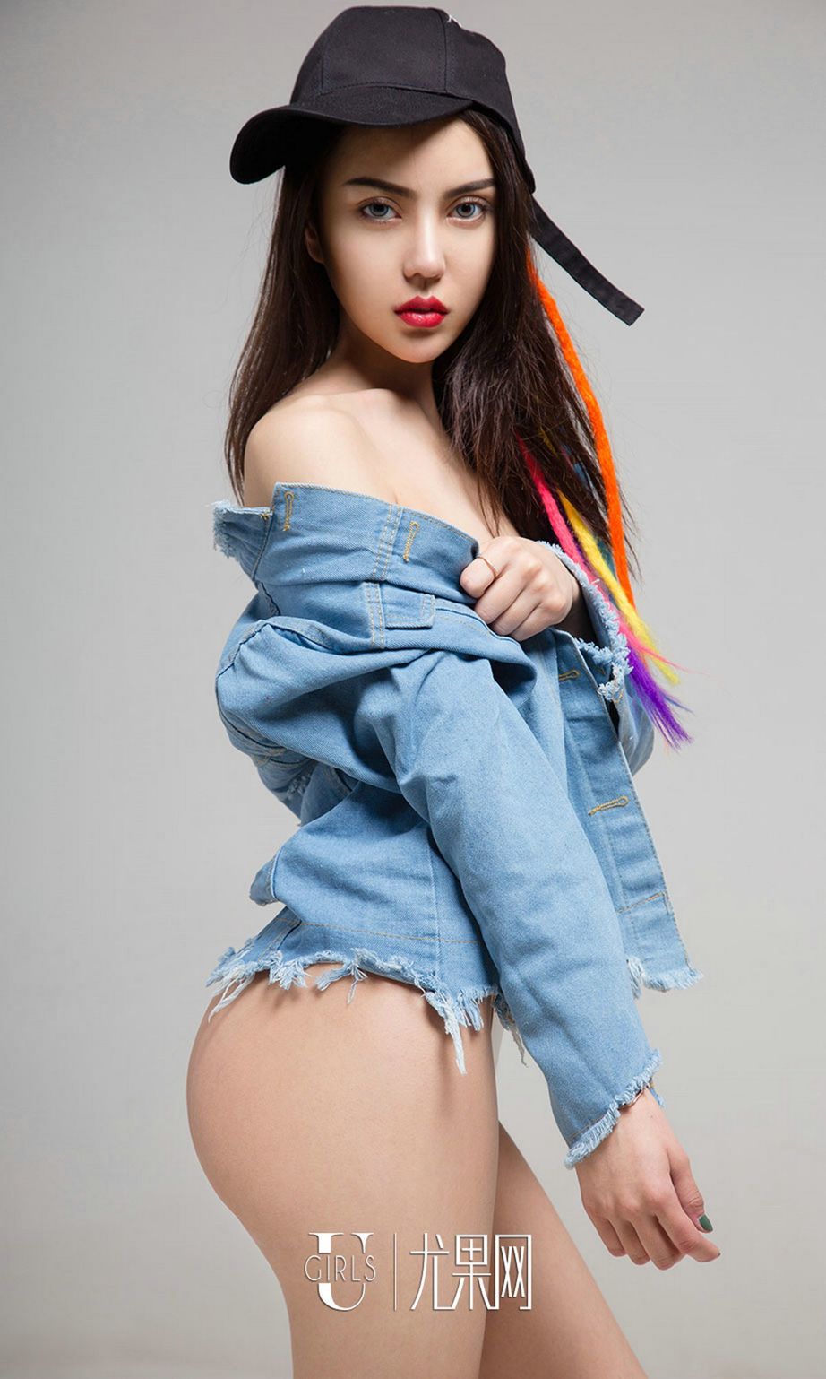 尤果网美女模特明娜大红连体衣修长美腿女神范性感写真