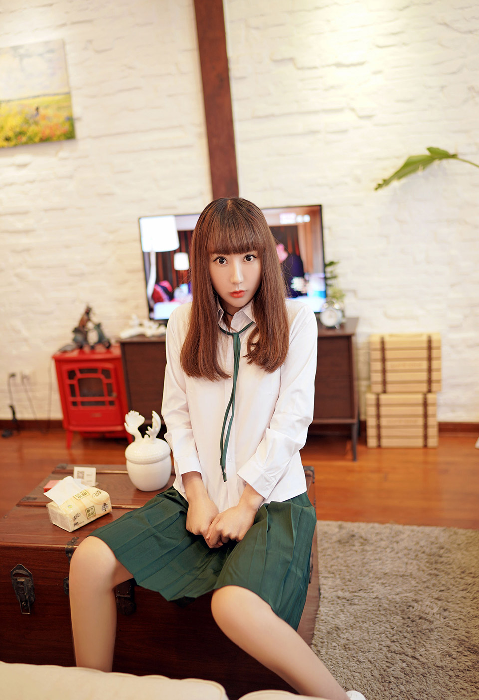 夏笑笑雪肌肤小蛮腰美酥胸与圆翘臀