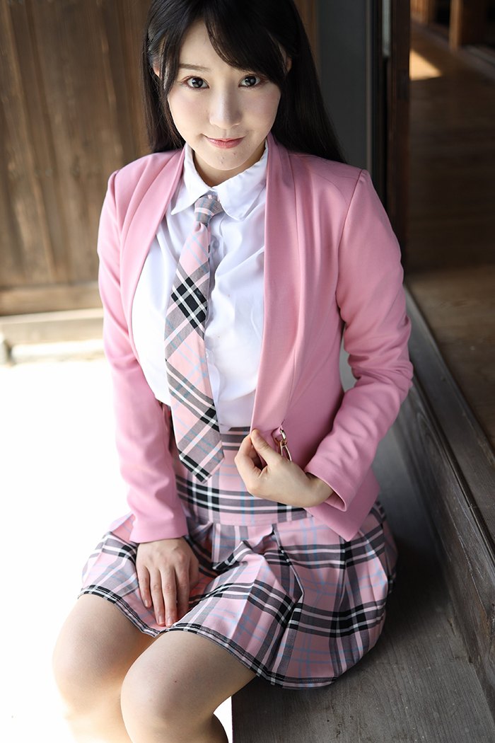 乖巧学生妹朱可儿童颜巨乳惹人怜爱