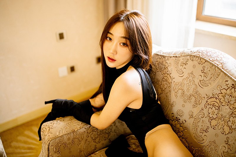 甜美爱情小九月纤纤玉体尽态极妍