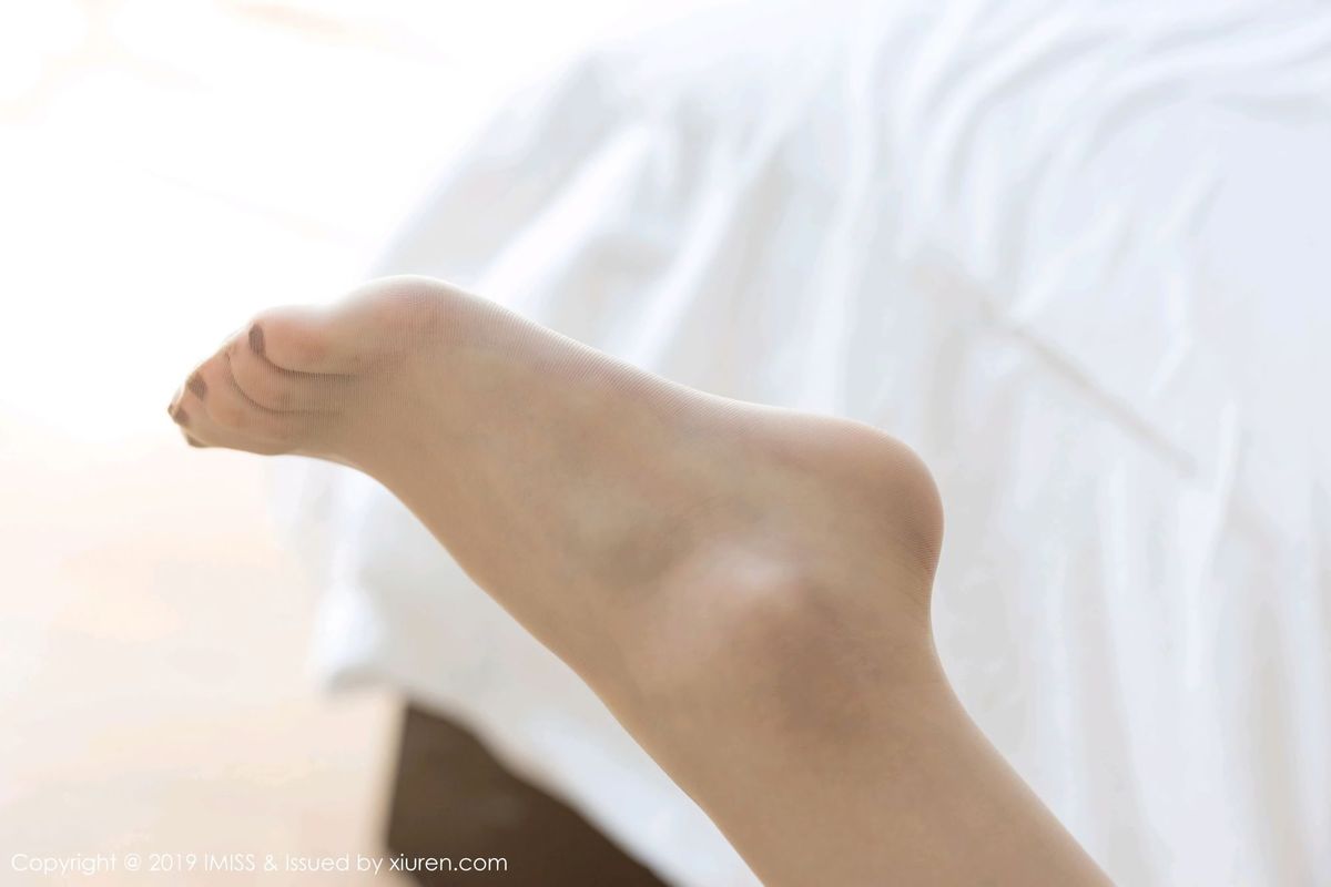 爱蜜社性感美女小九月丝袜美腿内衣诱惑泰国极致清迈旅拍