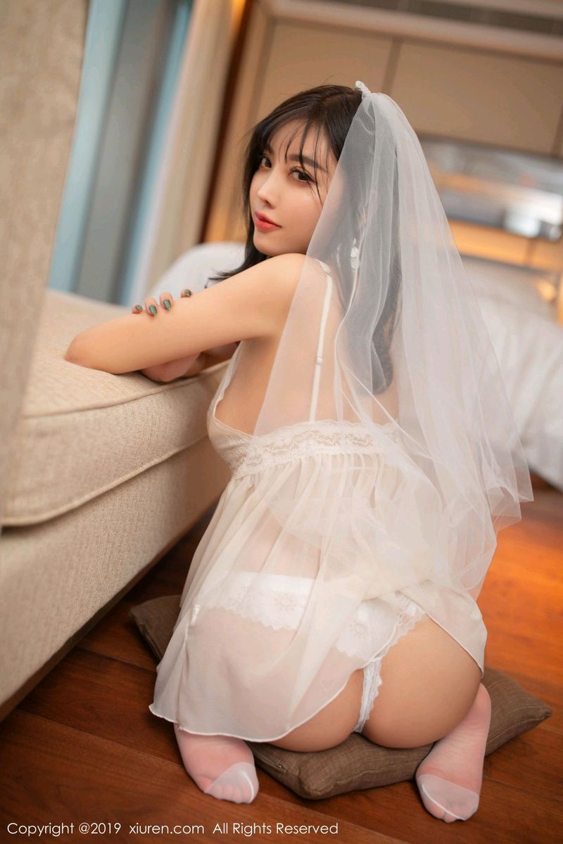 秀人网性感女神杨晨晨sugar情趣轻纱新娘主题大尺度写真