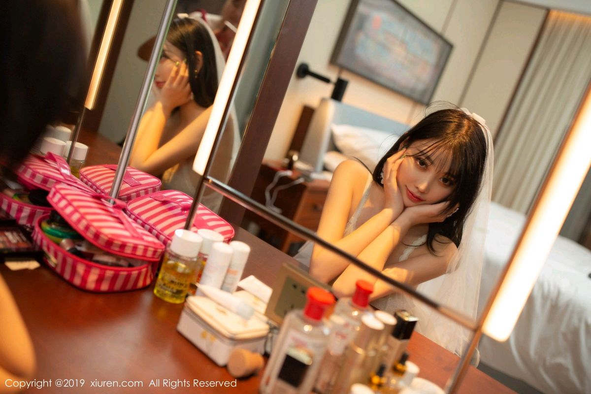 秀人网性感女神杨晨晨sugar情趣轻纱新娘主题大尺度写真