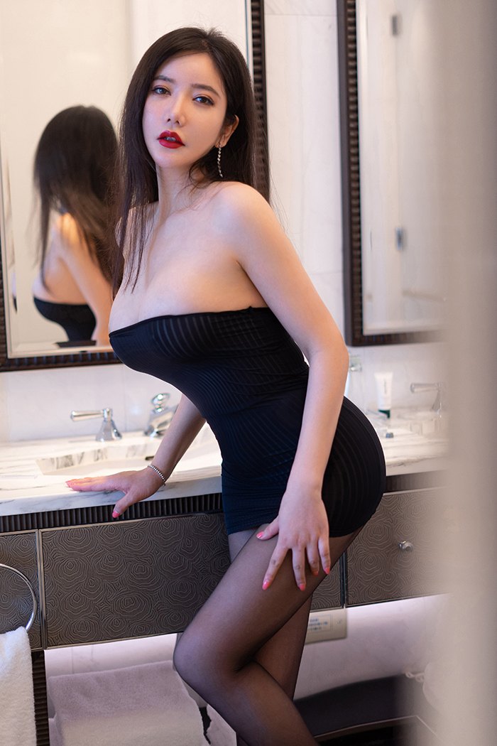 热辣乳娘心妍小公主绝美尤物求征服