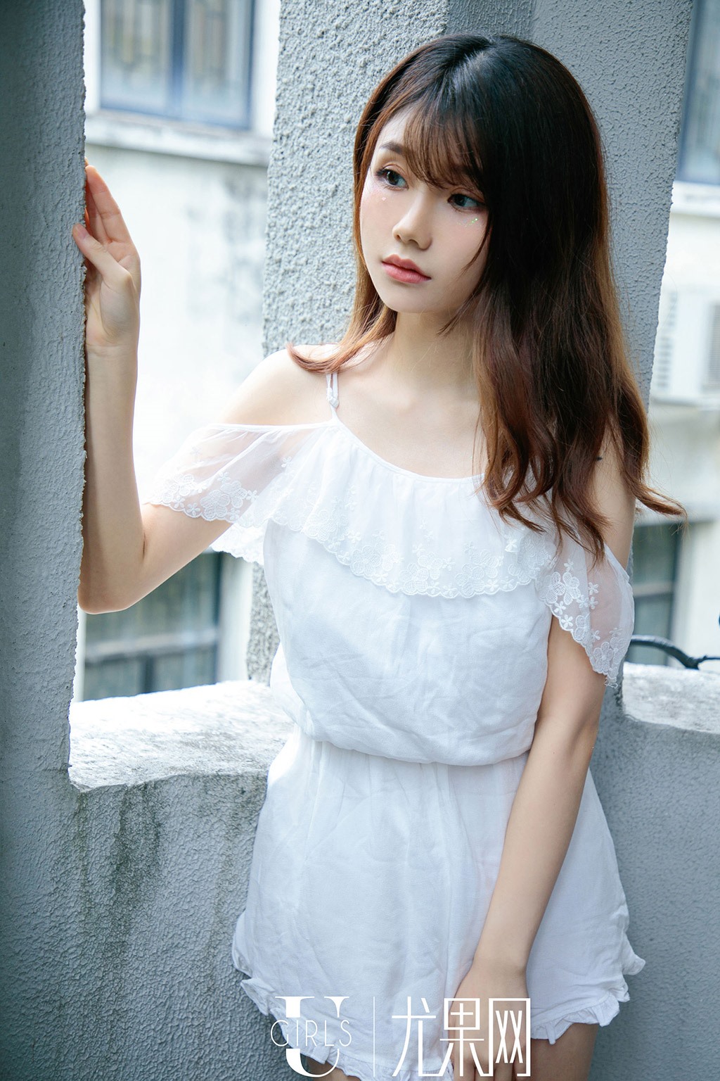 泡芙少女甜蜜娇羞忧郁少女风