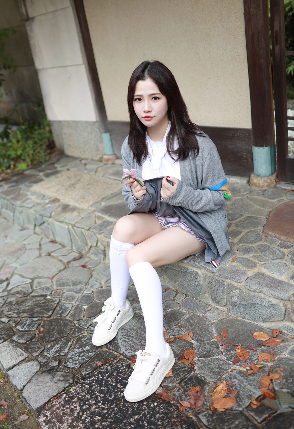 徐cake清纯不失性感的学院风