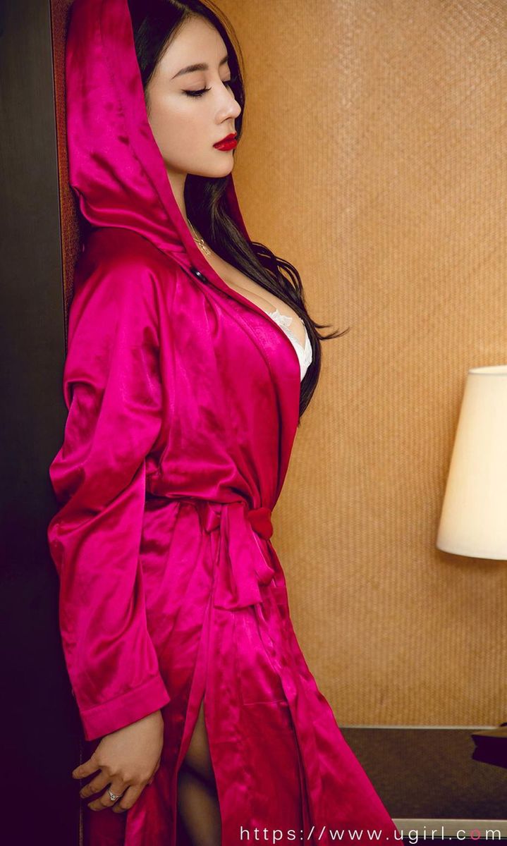 尤果网百变女王筱慧Icon美腿翘臀内衣诱惑私房性感写真