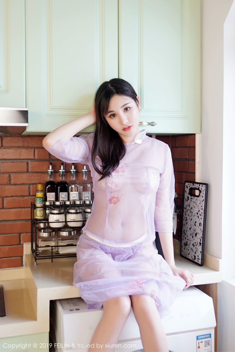 嗲囡囡性感美女Miki米雪儿比基尼粉色内衣诱惑大尺度套图