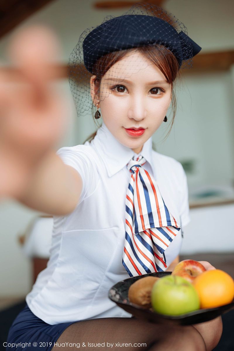 花漾写真性感女神周于希Sandy空姐制服&肉质丝袜视觉写真