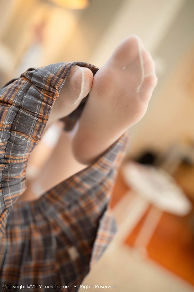 秀人网性感美女陶喜乐_lele丝袜美腿丁字裤东欧大尺度旅拍