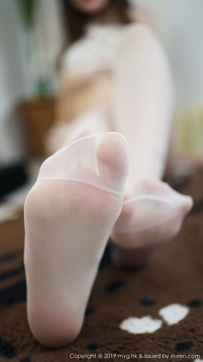 美媛馆美女模特糯美子Mini透明镂空薄纱内衣诱惑系列写真