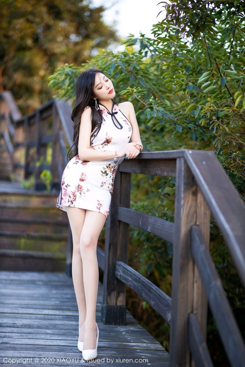 语画界性感女神杨晨晨sugar古典韵味旗袍玉足诱惑极致写真