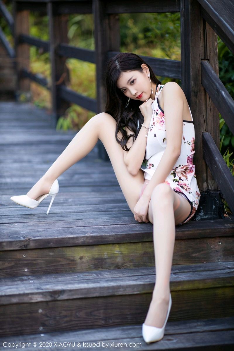 语画界性感女神杨晨晨sugar古典韵味旗袍玉足诱惑极致写真